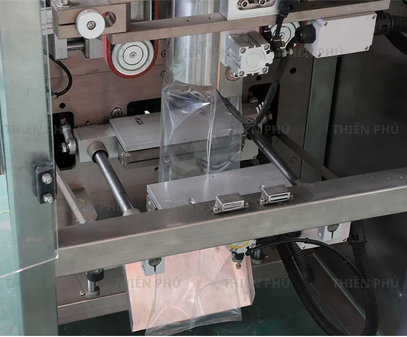 May Chiet Bot Truc Vit Cong Nghe Ban Tu Dong 5