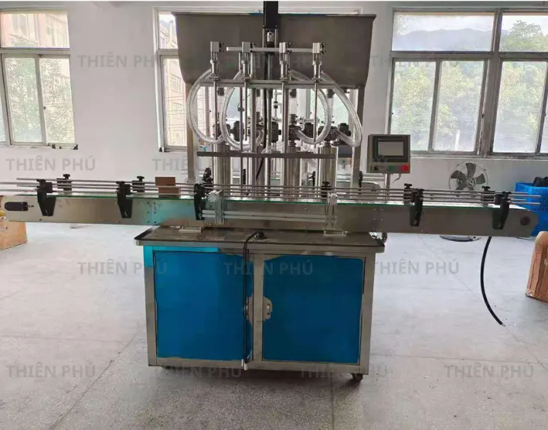 May chiet rot 4 voi co bon chua 1