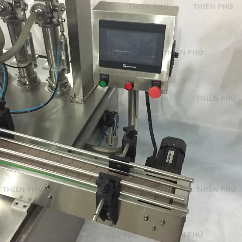 May chiet rot 4 voi co bon chua 4