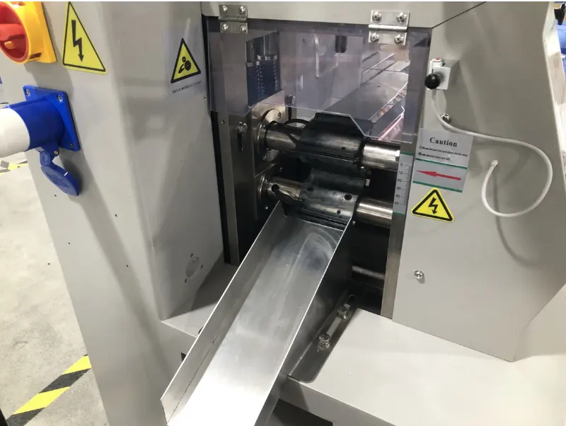 May Dong Goi Keo Lac 2