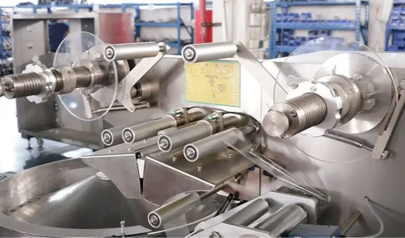 Máy đóng gói kẹo gối